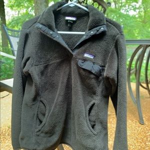Women’s Black Patagonia Pullover Size Medium